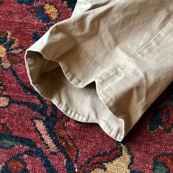 Kim Rogers Khaki Capris Pants, Scalloped Trim Size 8 - Picture 3 of 6